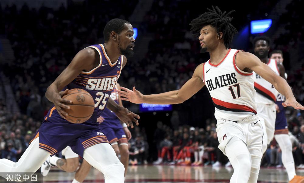 战决赛中 战决赛中